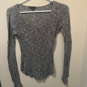 V neck sweater